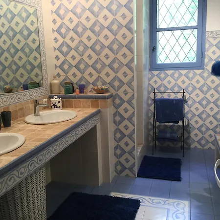 Maison Avec Piscine Privative Taillades Luberon Ls2-281 Les Taillades